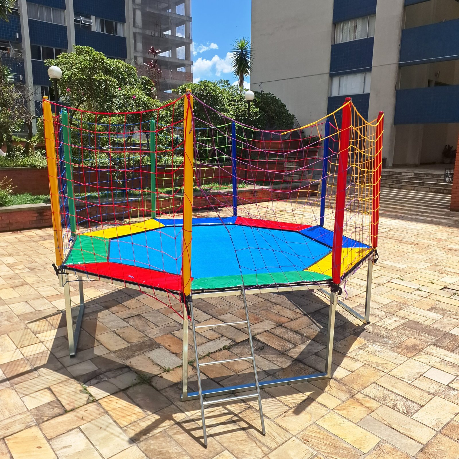 locacao-cama-elastica-curitiba